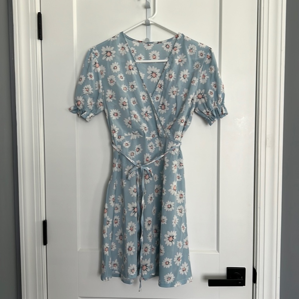 Light blue daisy dress